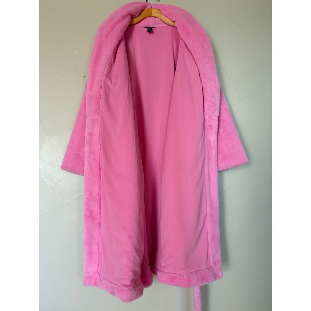 Victoria's Secret Pink Faux Fur Robe Shawl Collar Belted Pockets M/L‎ Loungewear - Picture 3 of 11